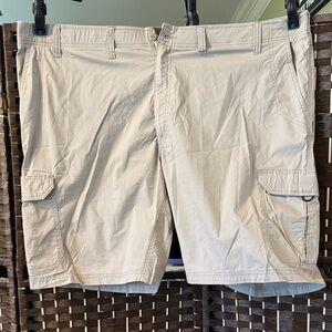 Lee Men's Beige Cargo Shorts